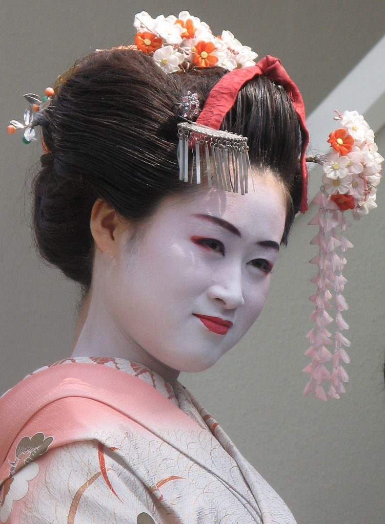 First geisha were actually men
